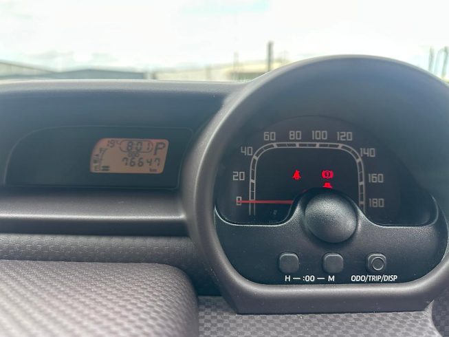 2012 Toyota Spade F Model/ Reverse Camera/ Passenger Electric Slide Door image 284453