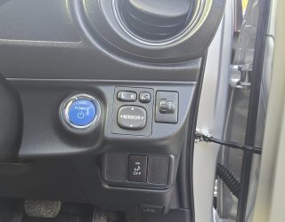 2012 Toyota Aqua G Model/ Push Start/ Reverse Camera/ Steering Wheel Controls image 285753