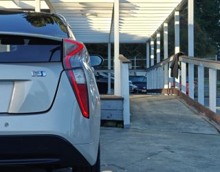 2017 Toyota Prius S Safety Plus image 287012