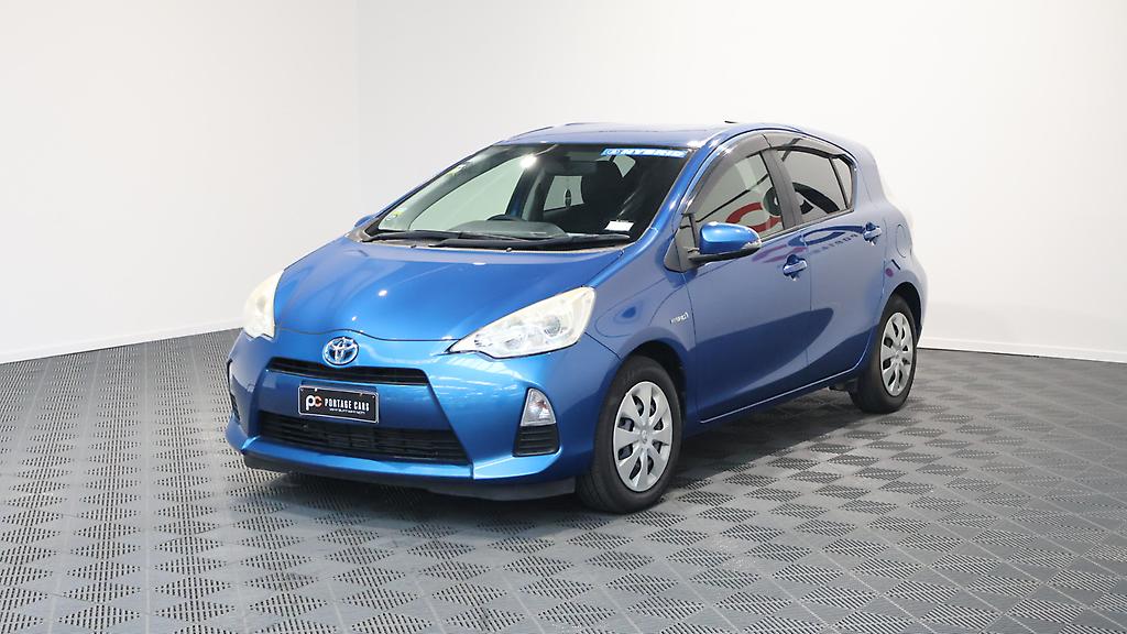 Toyota Aqua S MODEL PUSH BUTTON START R/CAMERA image 313307