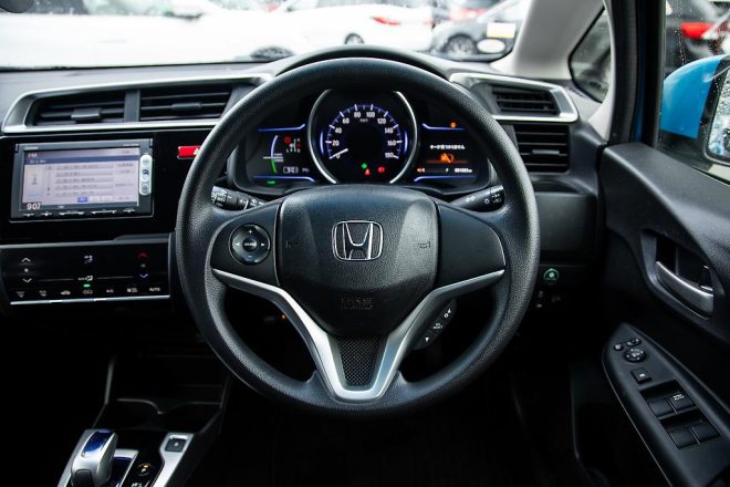 2013 Honda Fit Hybrid F-PKG/ Reverse Camera image 284670