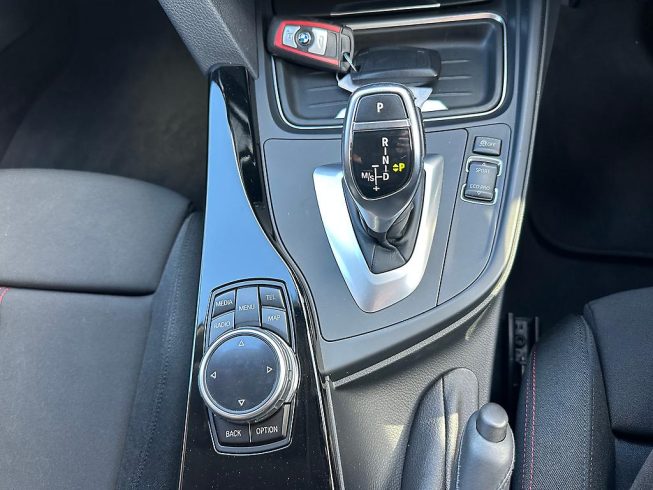 2013 Bmw 320i Touring Sport/ Reverse Camera/ Paddle Shift/ Steering Controls image 277298