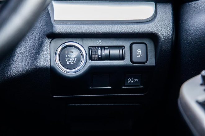 2014 Subaru Impreza Sport 2.0i Eyesight AWD image 283952