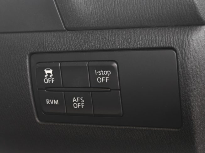 2014 Mazda Axela Sports 20S Touring, Body Kit image 286750