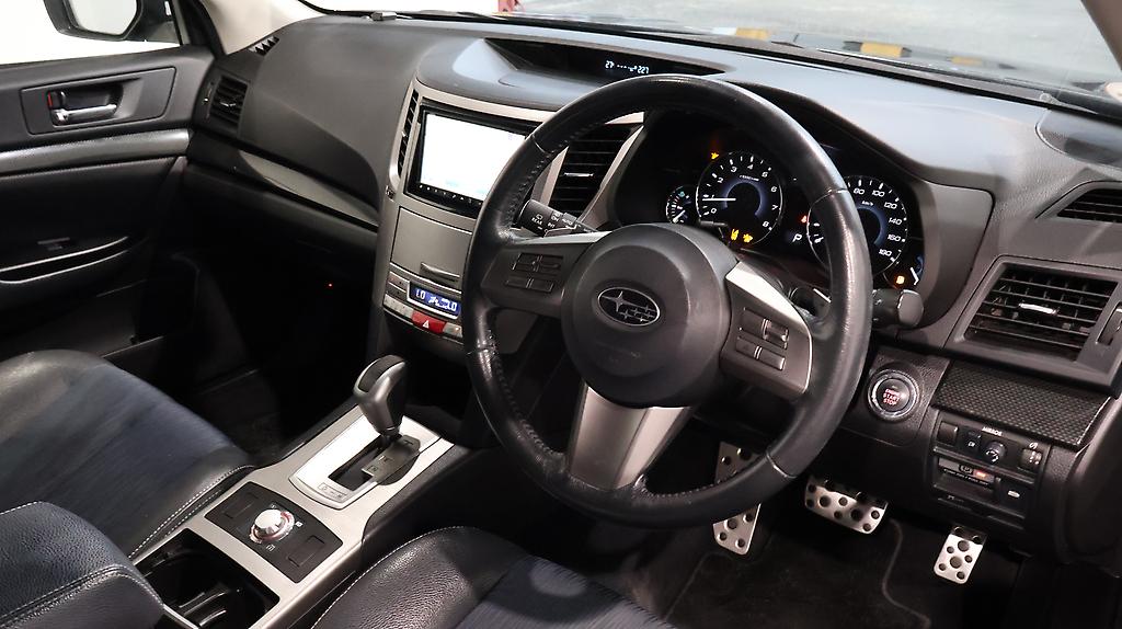 Subaru Legacy Touring Wagon 2.5i Eyesight B sports G Package AWD image 318043