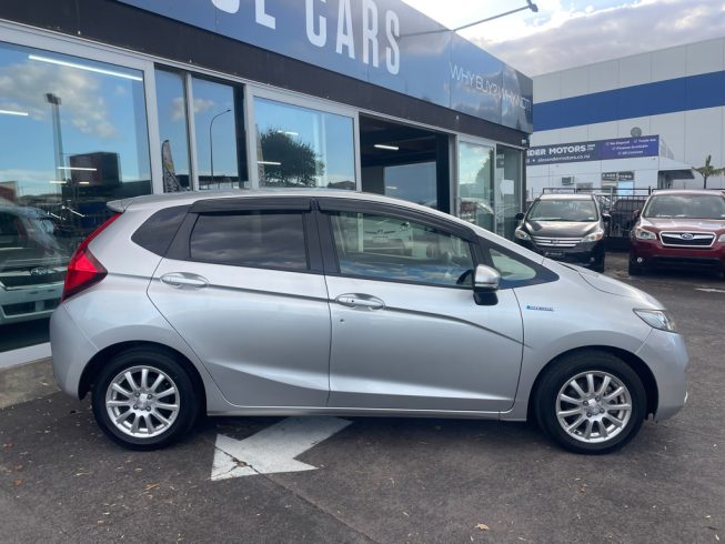 2013 Honda Fit Hybrid L Package image 284355