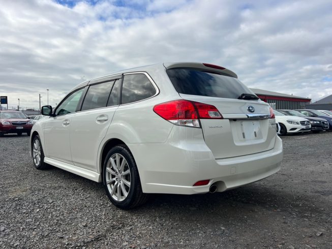 2012 Subaru Legacy Touring Wagon 2.5 I Eyesight – All Wheel Drive – Half Leather image 285582