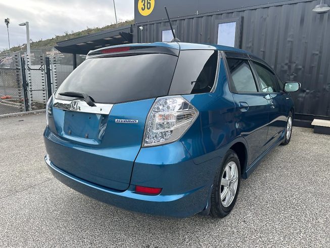 2012 Honda Fit Shuttle Hybrid image 284567