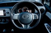 2014 Toyota Vitz U Spec, I stop image 284634