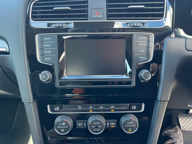 2013 Volkswagen Golf TSI Highline Blue Motion 1.4L image 276911