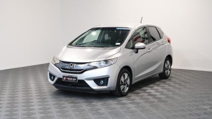 Honda Fit Hybrid L-Package image 317967