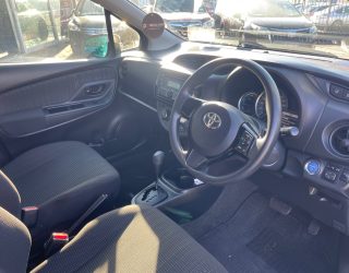 2017 Toyota Vitz Hybrid F image 285179