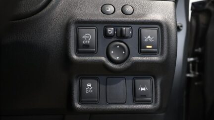 Nissan Note Medalist, Safety Package image 310464