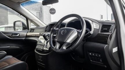 Nissan Elgrand Highway Star, 360 camera, parking sensor image 312800