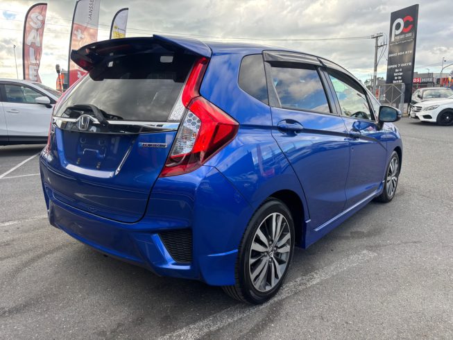 2013 Honda Fit Hybrid S Package image 286988