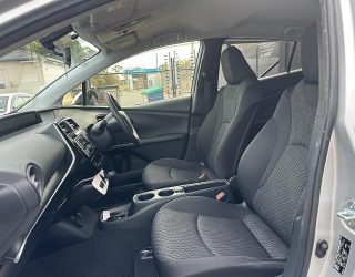 2017 Toyota Prius E Model/ Steering Wheel Controls/ Push Start image 277106