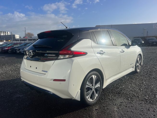 2018 Nissan Leaf G Model – Pro Pilot – English Dash & Stereo 84% SOH image 286054