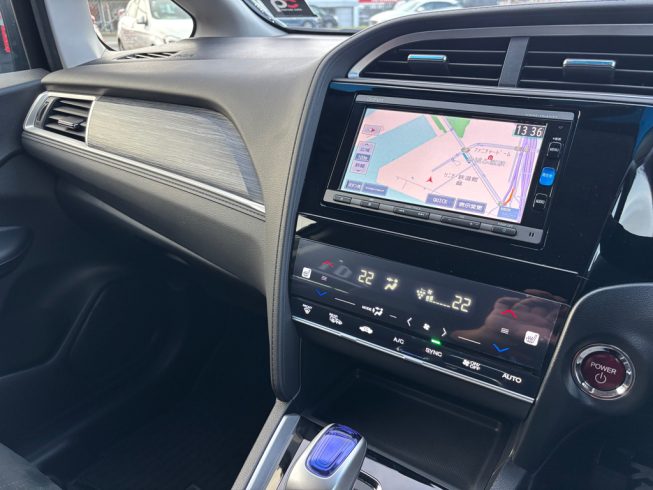 2016 Honda Shuttle Hybrid Z Style Edition image 286674