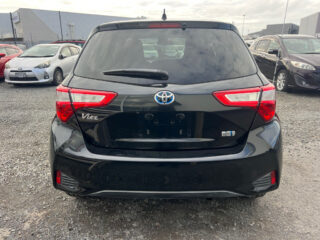 2017 Toyota Vitz Hybrid – Alloy Wheels image 291504