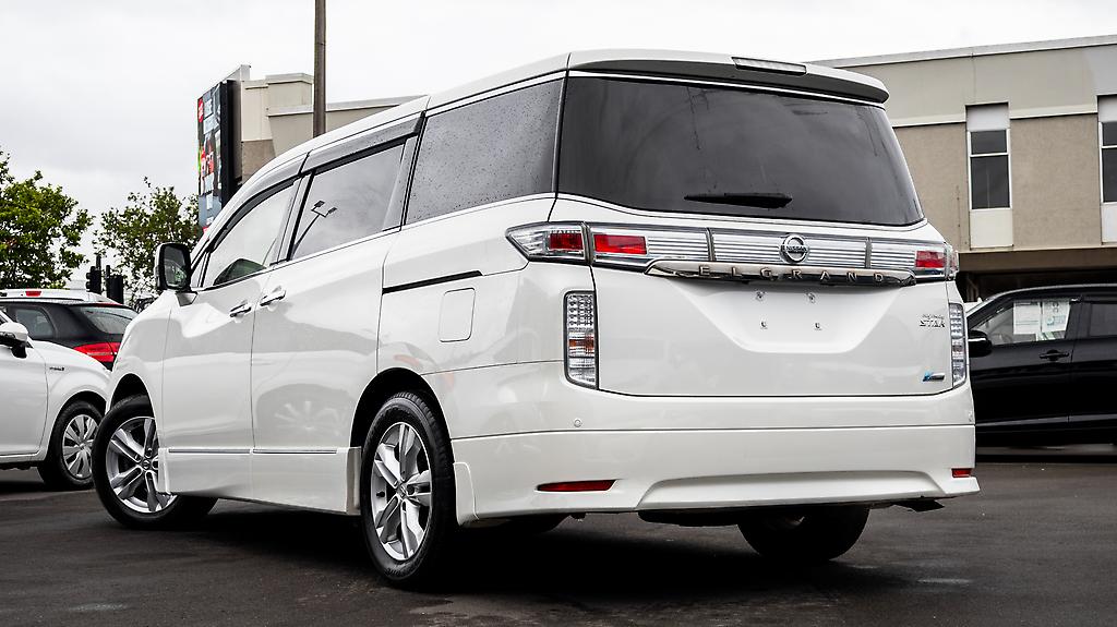 Nissan Elgrand Highway Star, 360 camera, parking sensor image 312793