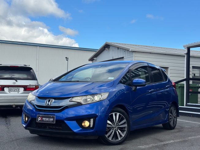 2013 Honda Fit Hybrid S Package image 286985