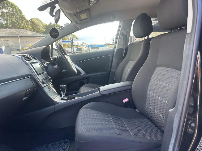 2012 Toyota Avensis Wagon Xi/ Paddle Shift/ Steering Wheel Controls image 285216