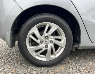 2013 Honda Fit Hybrid L Package image 285313