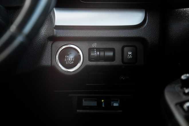 2012 Subaru Impreza Sport 2.0i-S Eyesight AWD Leather trim image 284509