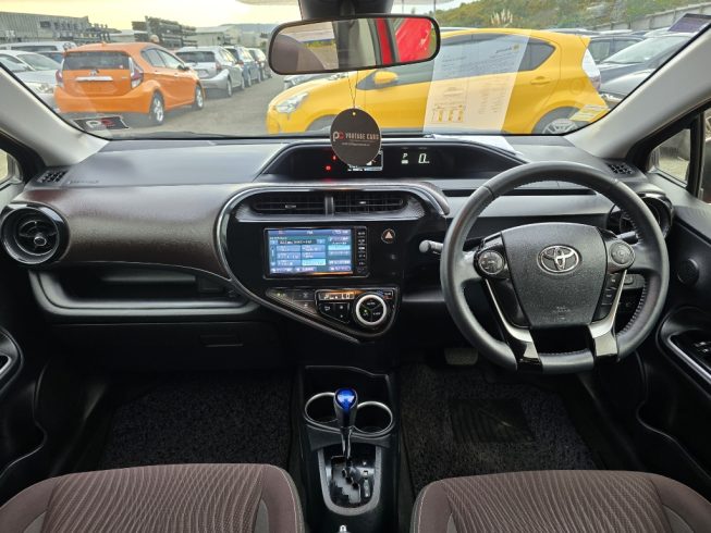 2017 Toyota Aqua G Model/ Push Start/ Cruise Control/ Reverse Camera image 286277