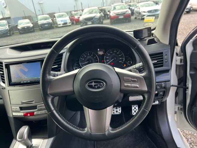 2012 Subaru Legacy Touring Wagon 2.5 I Eyesight – All Wheel Drive – Half Leather image 285591