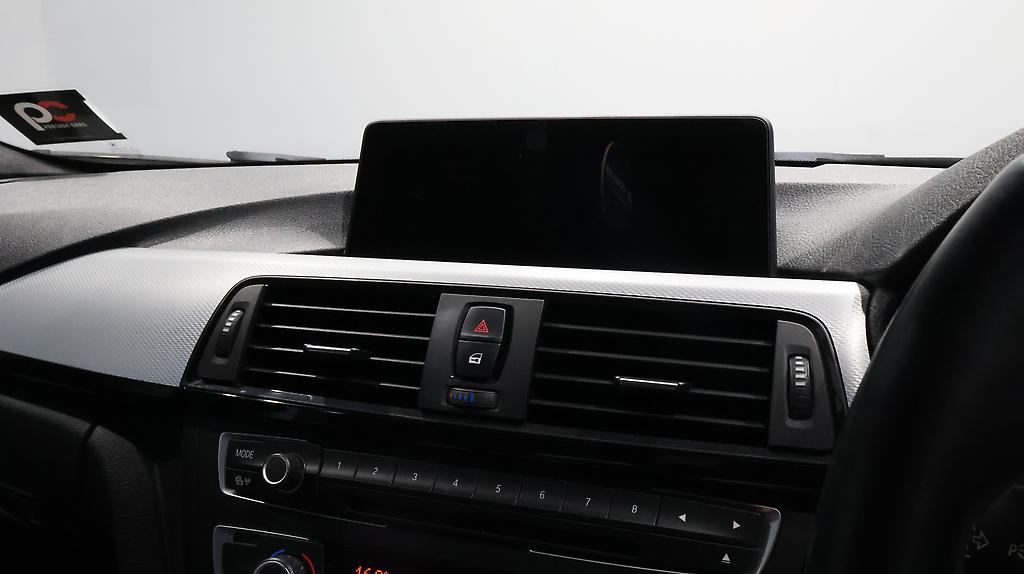 Bmw 320i Touring M Sport image 316212