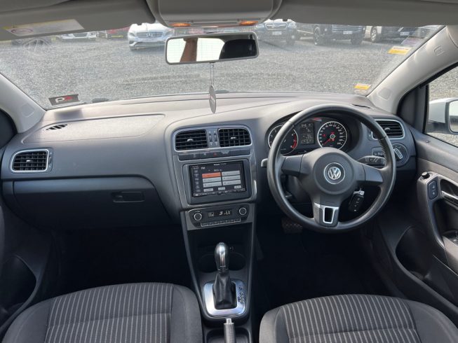 2012 Volkswagen Polo TSI Highline – Factory Alloy Wheels – Low KMS image 285518