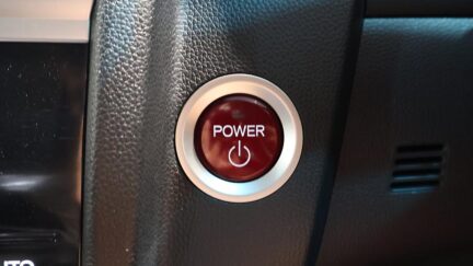 Honda Fit Hybrid L-Package image 317988