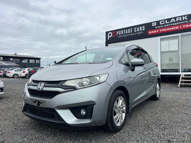 2013 Honda Fit Hybrid L Package image 285311