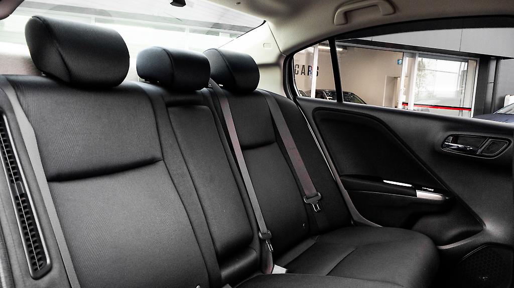 Honda Grace Hybrid LX image 303864