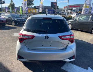 2017 Toyota Vitz Hybrid F image 285174