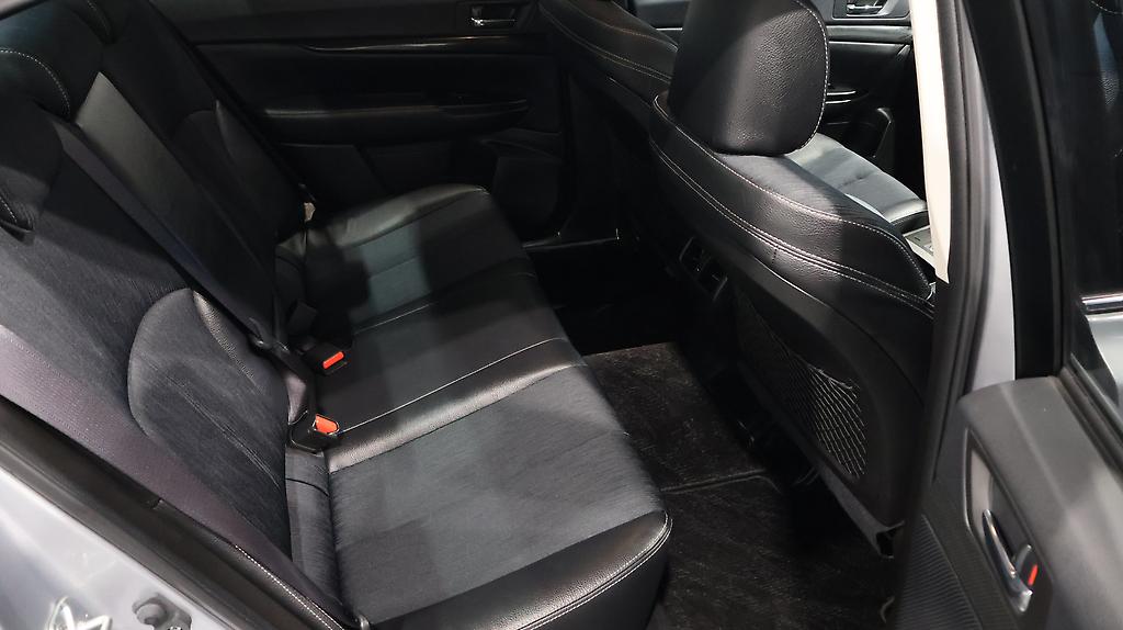 Subaru Legacy B4 2.5i Eyesight S-Package AWD image 316991