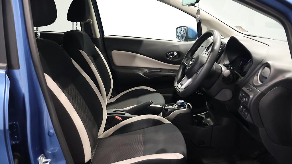 Nissan Note e-Power X Model, Apple Car Play, 360 Camera, pre collision assist image 308728