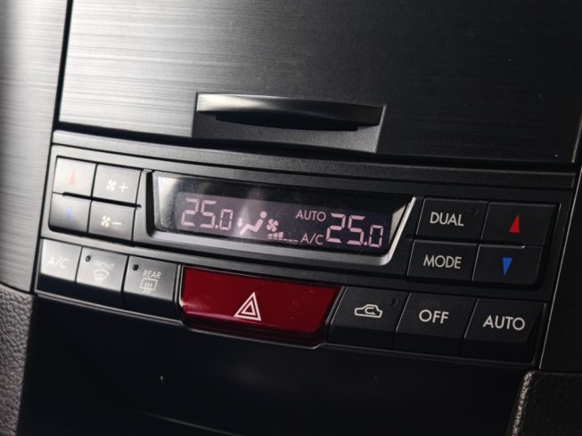 2012 Subaru Legacy Touring Wagon 2.5i Eyesight AWD image 285736