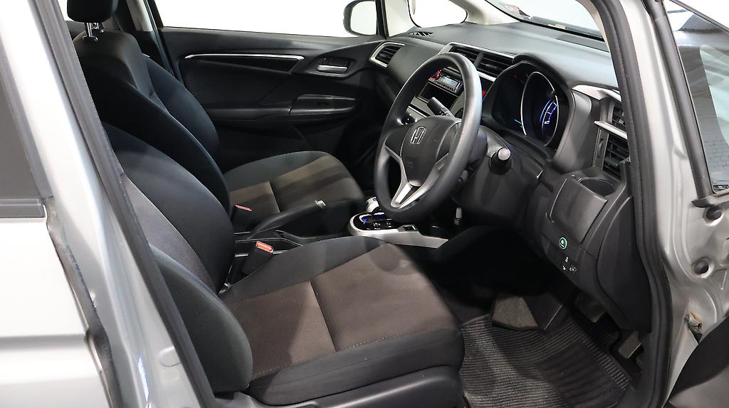 Honda Fit Hybrid F-Package image 317822