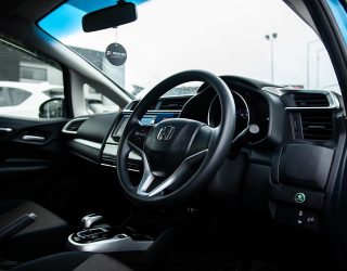 2013 Honda Fit Hybrid F-PKG/ Reverse Camera image 284676