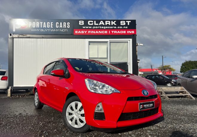 2012 Toyota Aqua S Model/ Low Kms / Push Button Start image 286906