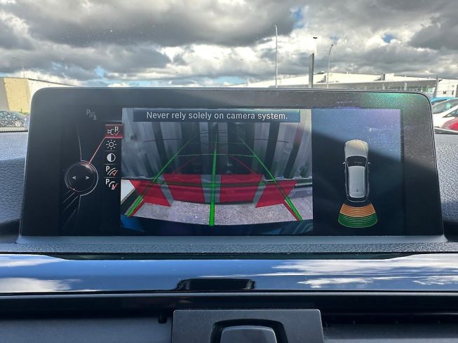 2013 Bmw 320i Touring Sport/ Reverse Camera/ Paddle Shift/ Steering Controls image 277297