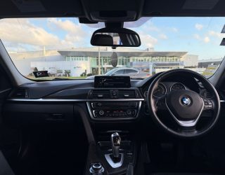 2013 Bmw 320i Touring Luxury image 283898