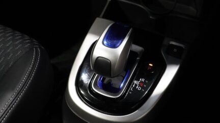 Honda Fit Hybrid L-Package image 317982