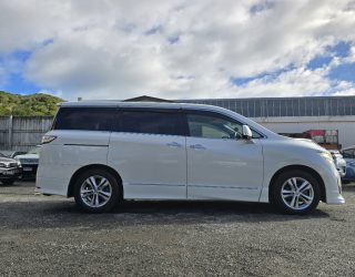 2012 Nissan Elgrand Highway Star Urban Chrome image 284543