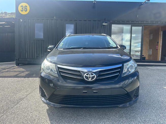 2012 Toyota Avensis Wagon Xi/ Paddle Shift/ Steering Wheel Controls image 285210