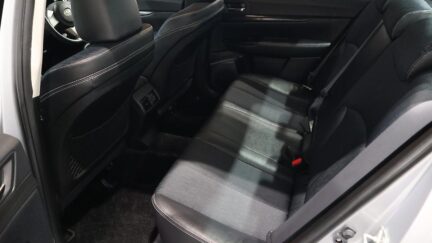 Subaru Legacy B4 2.5i Eyesight S-Package AWD image 316990
