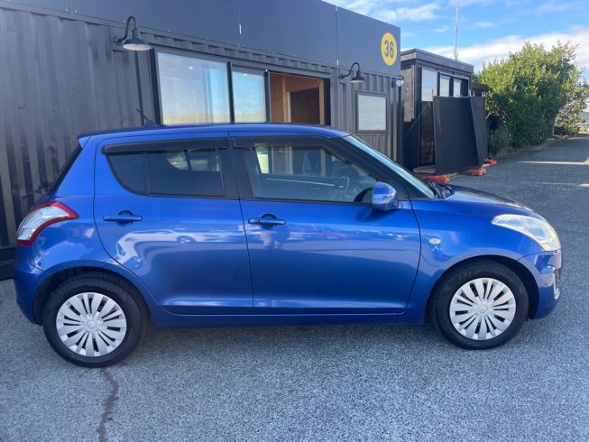 2013 Suzuki Swift XG/ Low KMs image 284581