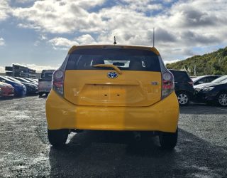 2012 Toyota Aqua G Model, Push Start, Reverse Camera image 284981